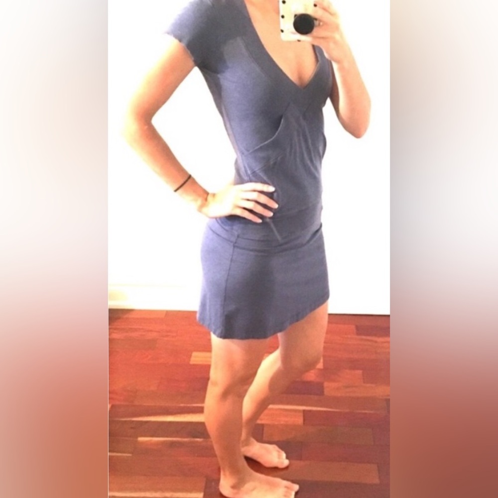 Lululemon vintage black deep vneck short sleeve a line dress “dance flow travel”